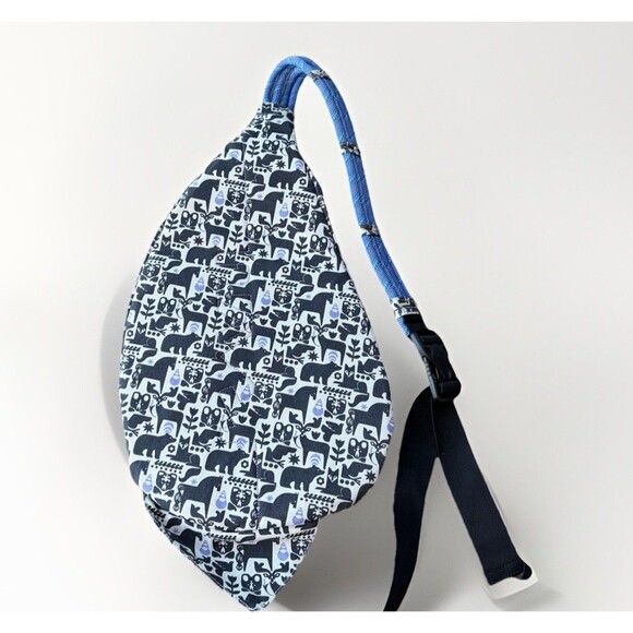 Kavu Rope Bag Sling Travel Purse Wilderness Animals - Picture 5 of 6